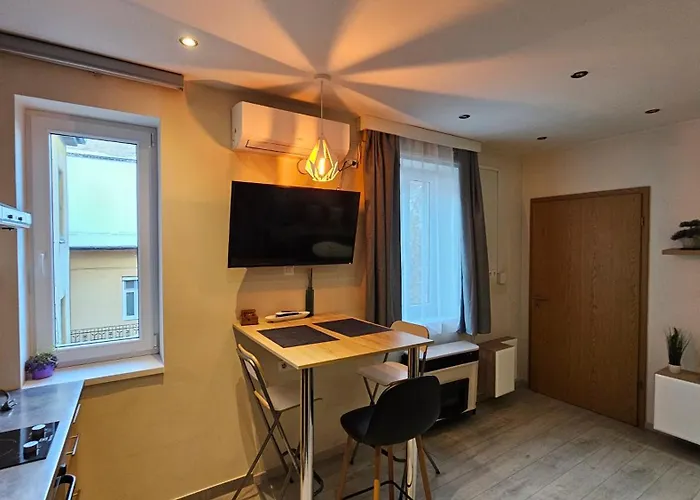 Lejlighed B8 Close To Great Market Hall *